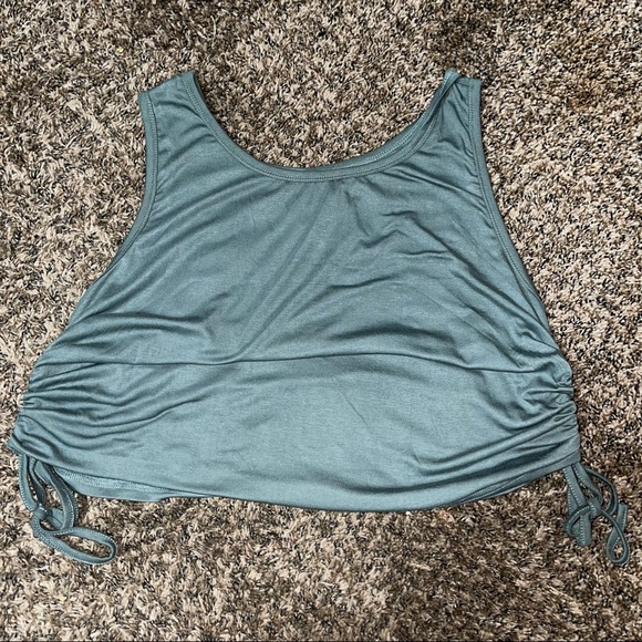 SHEIN top - Picture 2 of 4